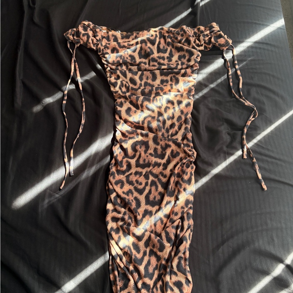 Privy Runched Bodycon Cheetah Print Dress- Off the Shoulders